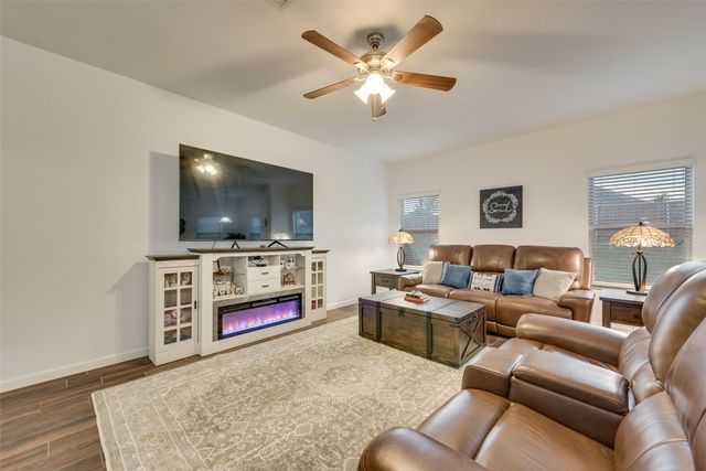 1409 Waco Turner, Royse City, TX 75189