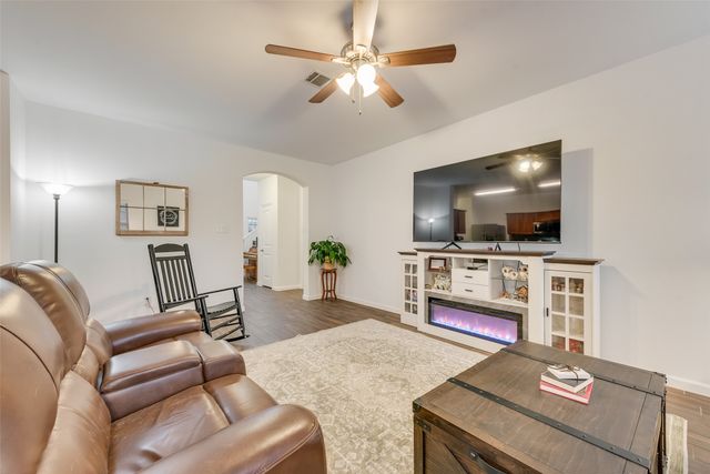 1409 Waco Turner, Royse City, TX 75189