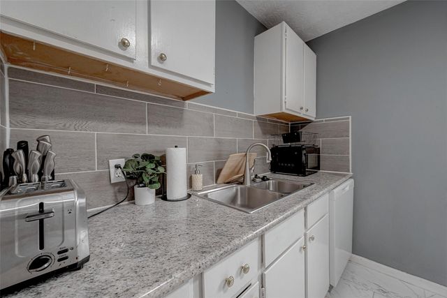 7523 Roswell Street, Houston, TX 77022