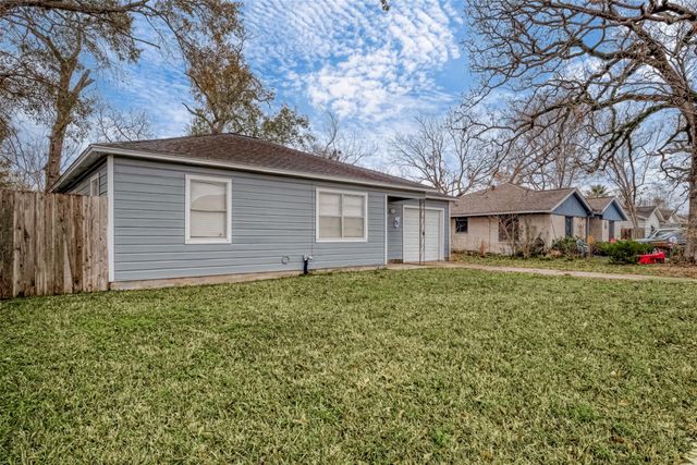 7523 Roswell Street, Houston, TX 77022