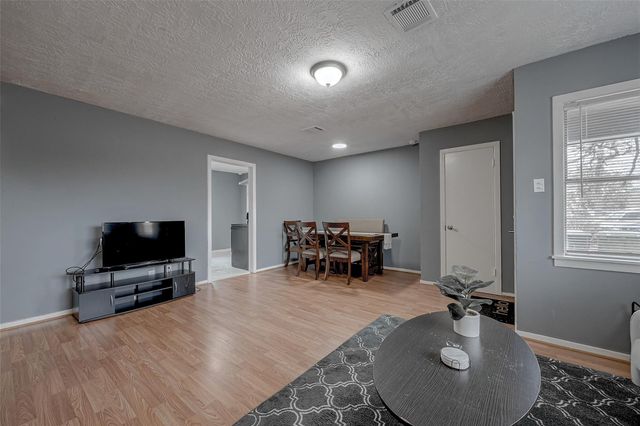 7523 Roswell Street, Houston, TX 77022