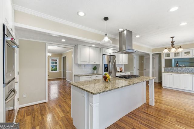 415 Saddle Creek Circle, Roswell, GA 30076