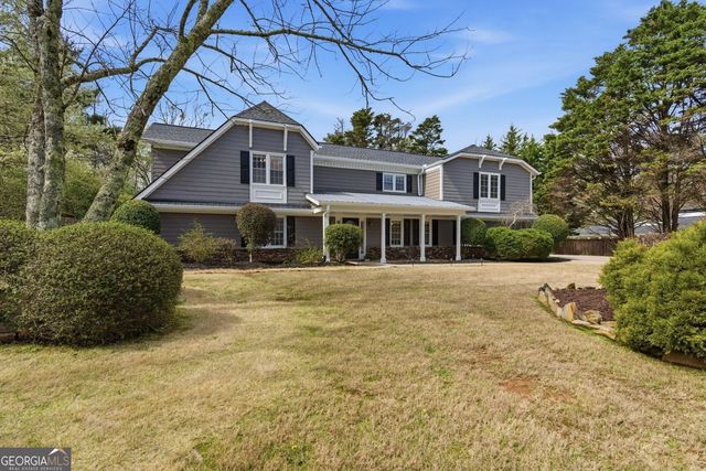 415 Saddle Creek Circle, Roswell, GA 30076