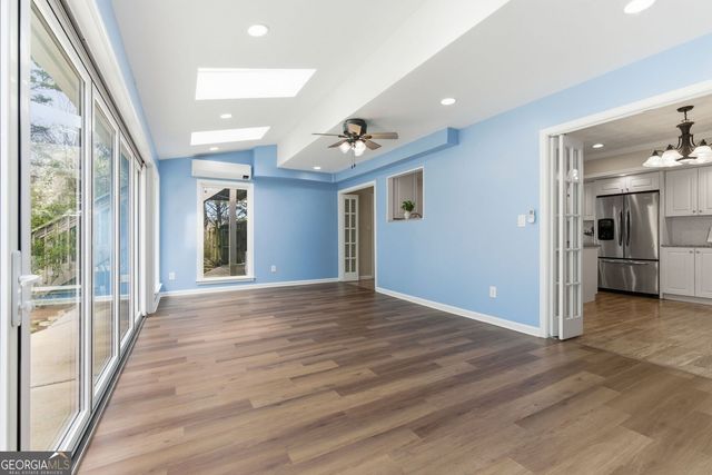 415 Saddle Creek Circle, Roswell, GA 30076