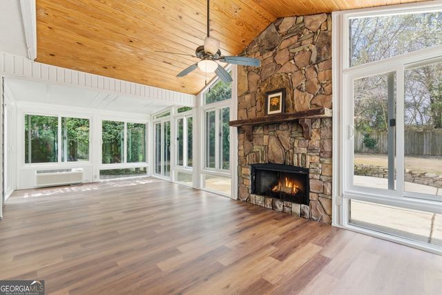 415 Saddle Creek Circle, Roswell, GA 30076