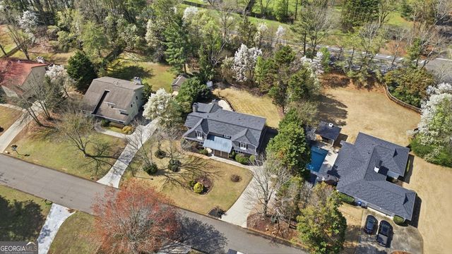 415 Saddle Creek Circle, Roswell, GA 30076