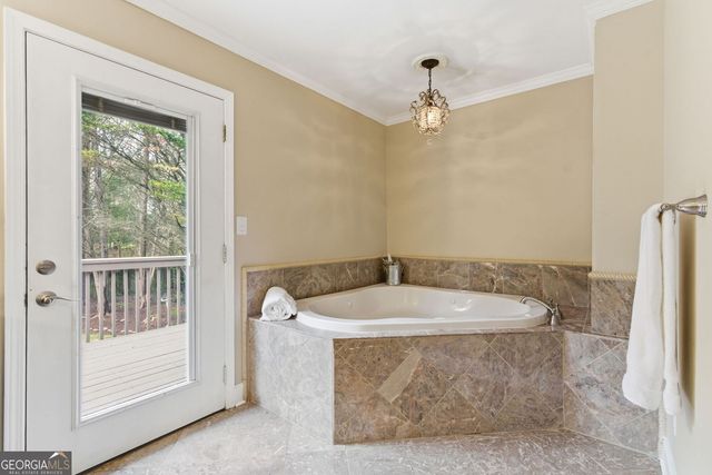 415 Saddle Creek Circle, Roswell, GA 30076