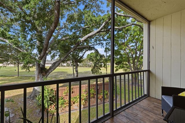 700 STARKEY ROAD 622, Largo, FL 33771