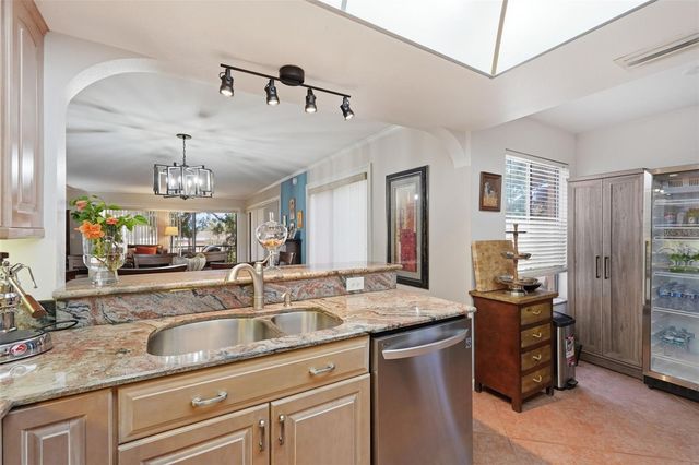 700 STARKEY ROAD 622, Largo, FL 33771