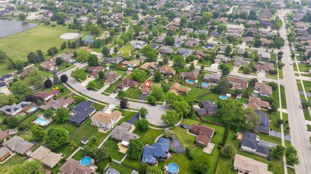 15413 Yorkshire Lane, Orland Park, IL 60462