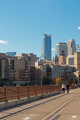 901 S 2nd Street 905, Minneapolis, MN 55415