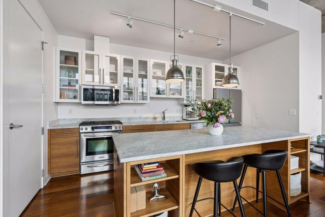 901 S 2nd Street 905, Minneapolis, MN 55415