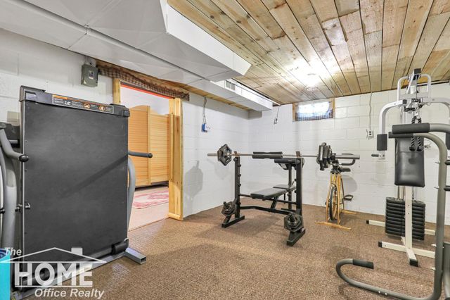 825 W Lake Lansing Road, East Lansing, MI 48823