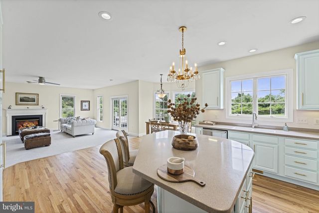 19709 COLCHESTER RD, Purcellville, VA 20132