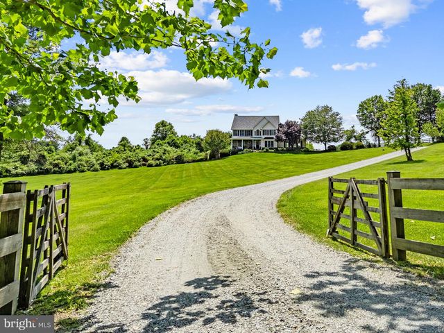 19709 COLCHESTER RD, Purcellville, VA 20132