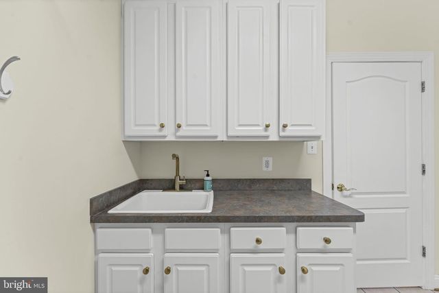 19709 COLCHESTER RD, Purcellville, VA 20132