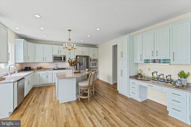 19709 COLCHESTER RD, Purcellville, VA 20132