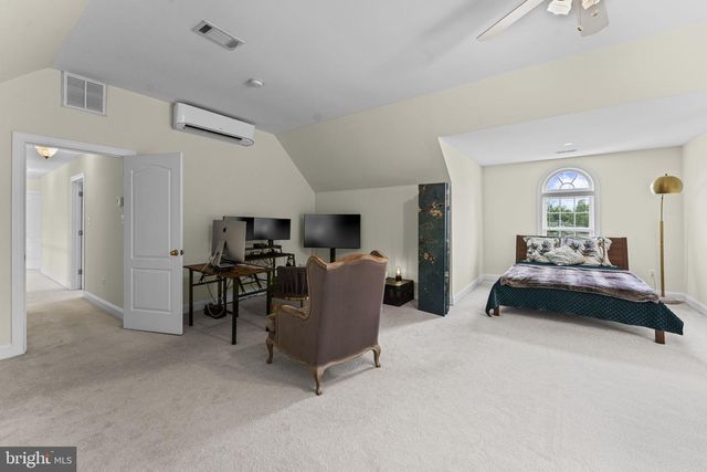 19709 COLCHESTER RD, Purcellville, VA 20132
