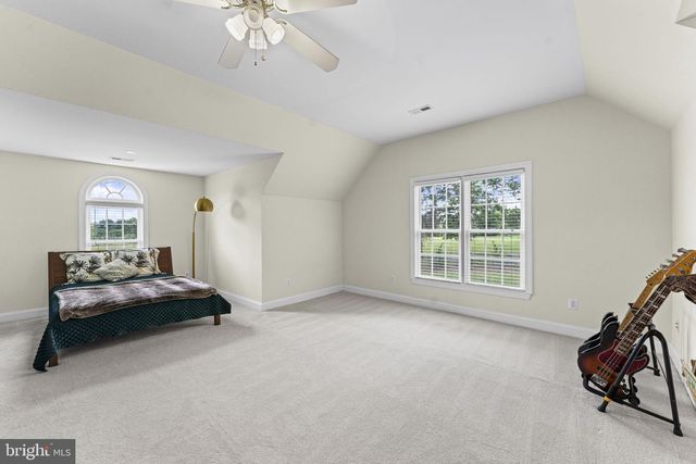 19709 COLCHESTER RD, Purcellville, VA 20132