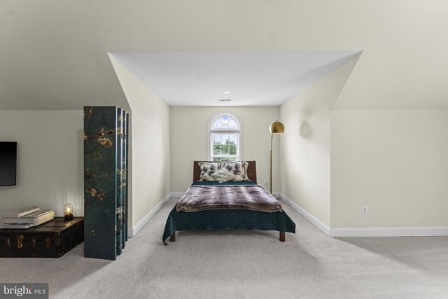 19709 COLCHESTER RD, Purcellville, VA 20132