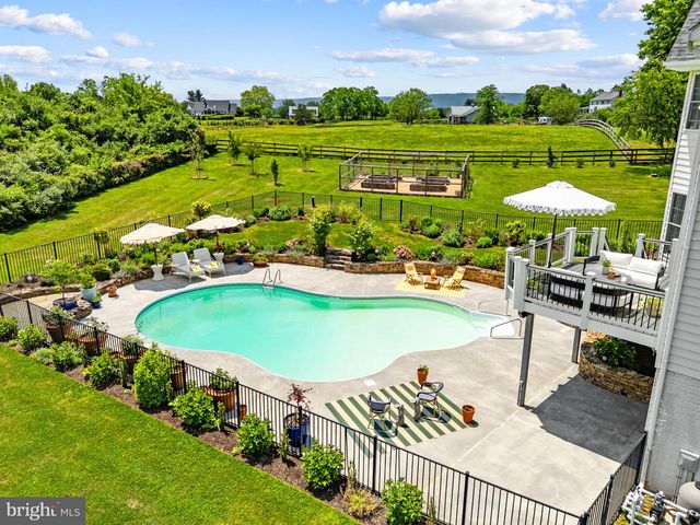 19709 COLCHESTER RD, Purcellville, VA 20132