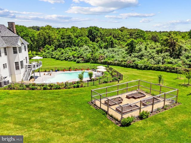 19709 COLCHESTER RD, Purcellville, VA 20132