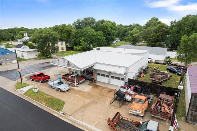 103 & 109 E Franklin Street, Pomona, KS 66076