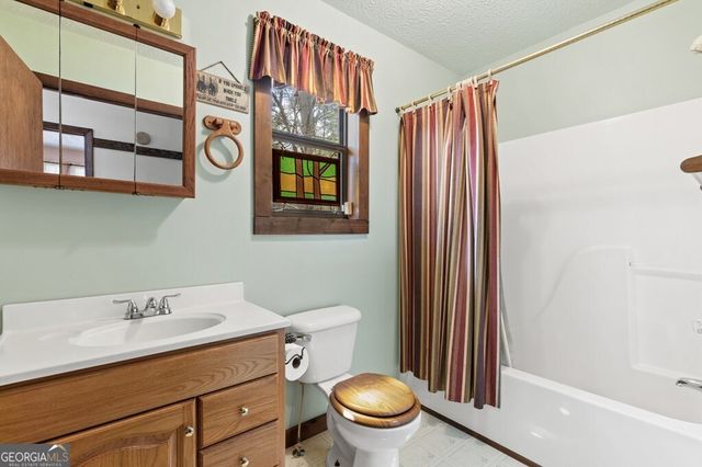 130 Happy Valley Lane, Morganton, GA 30560