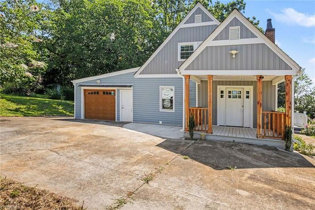 933 E King Street, King, NC 27021