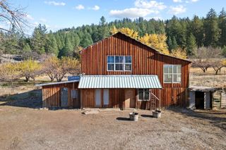 1306 Peachcrest Rd, Kettle Falls, WA 99141