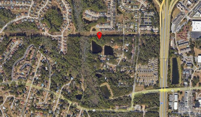 7200 Twin Lakes Ln, Pensacola, FL 32504