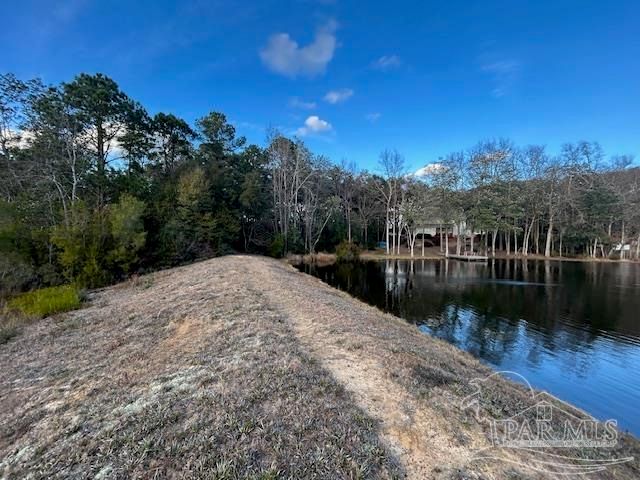 7200 Twin Lakes Ln, Pensacola, FL 32504