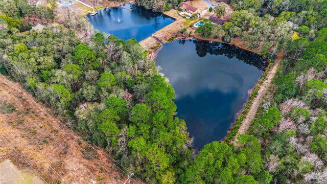 7200 Twin Lakes Ln, Pensacola, FL 32504