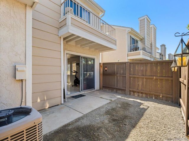 8946 Arlingdale Way, Spring Valley, CA 91977