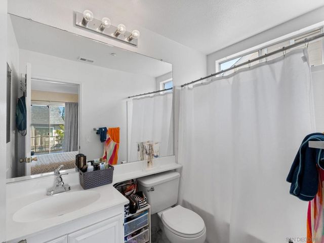 8946 Arlingdale Way, Spring Valley, CA 91977