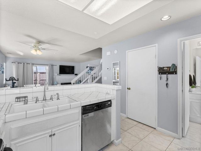 8946 Arlingdale Way, Spring Valley, CA 91977