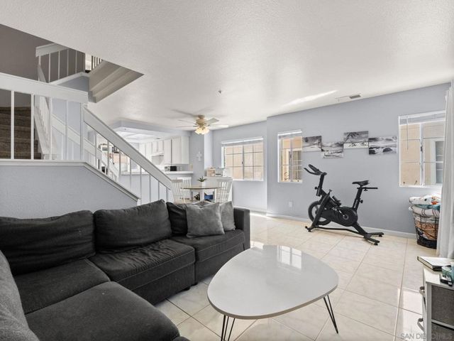 8946 Arlingdale Way, Spring Valley, CA 91977