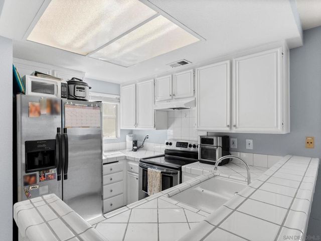 8946 Arlingdale Way, Spring Valley, CA 91977