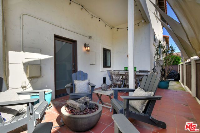 200 S Juanita Avenue, Redondo Beach, CA 90277
