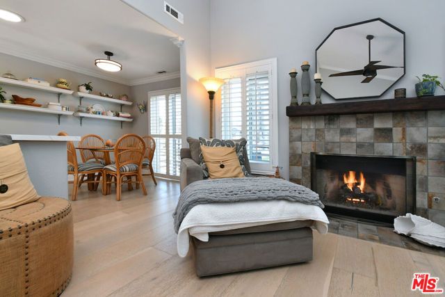 200 S Juanita Avenue, Redondo Beach, CA 90277