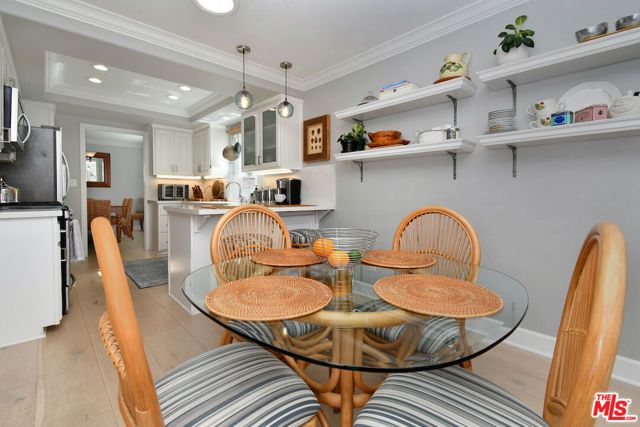 200 S Juanita Avenue, Redondo Beach, CA 90277