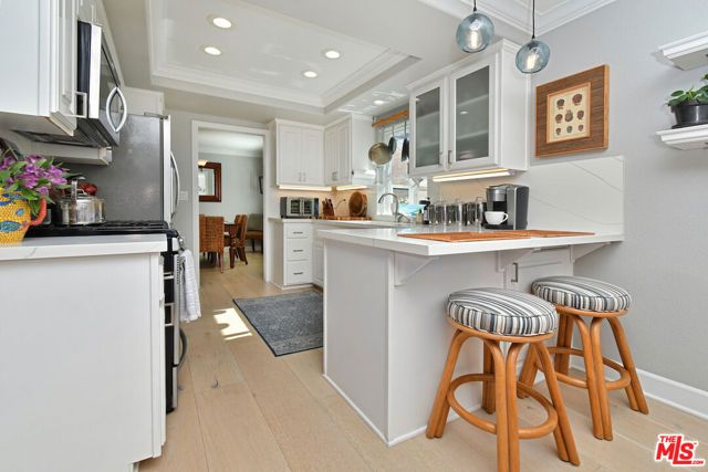 200 S Juanita Avenue, Redondo Beach, CA 90277