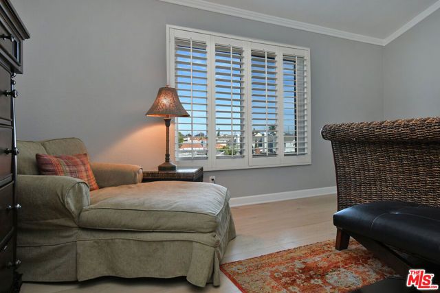 200 S Juanita Avenue, Redondo Beach, CA 90277