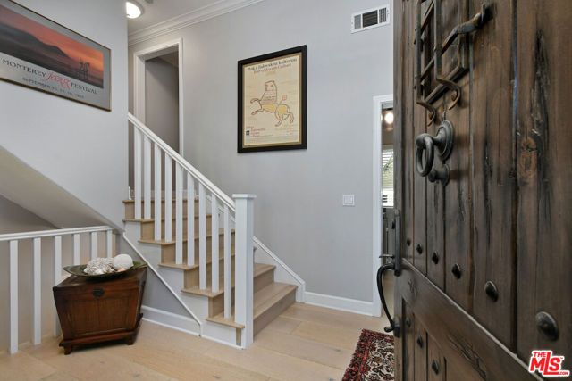 200 S Juanita Avenue, Redondo Beach, CA 90277