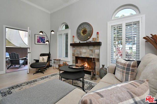 200 S Juanita Avenue, Redondo Beach, CA 90277