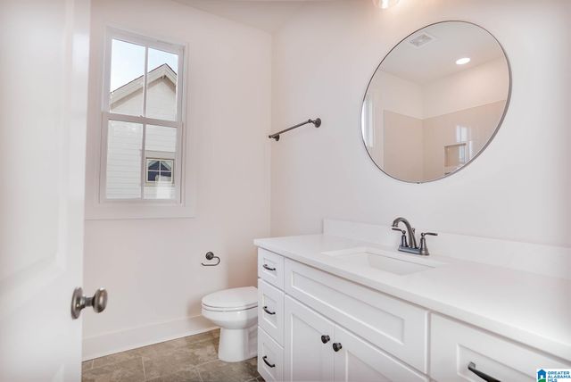 000000552 VILLAGE GREEN WAY, Hoover, AL 35226