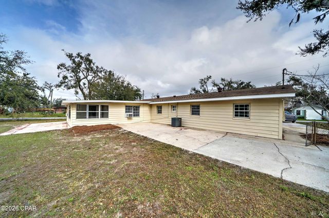 1602 Montana Avenue, Lynn Haven, FL 32444