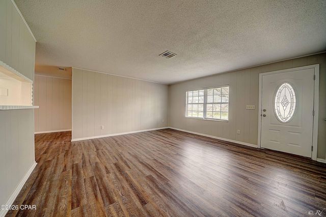 1602 Montana Avenue, Lynn Haven, FL 32444