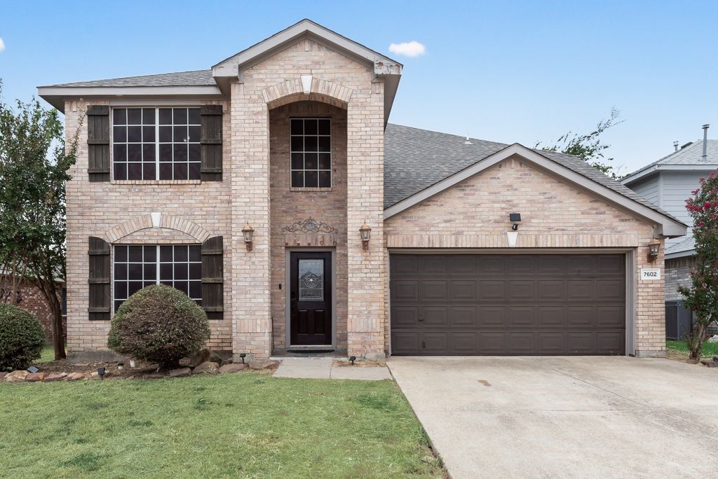 7602 Stanhope Lane, Arlington, TX 76001 — exterior