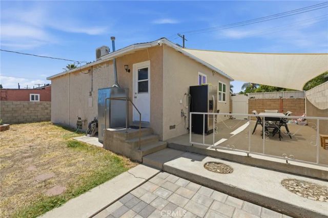 12824 Osborne, Pacoima, CA 91331